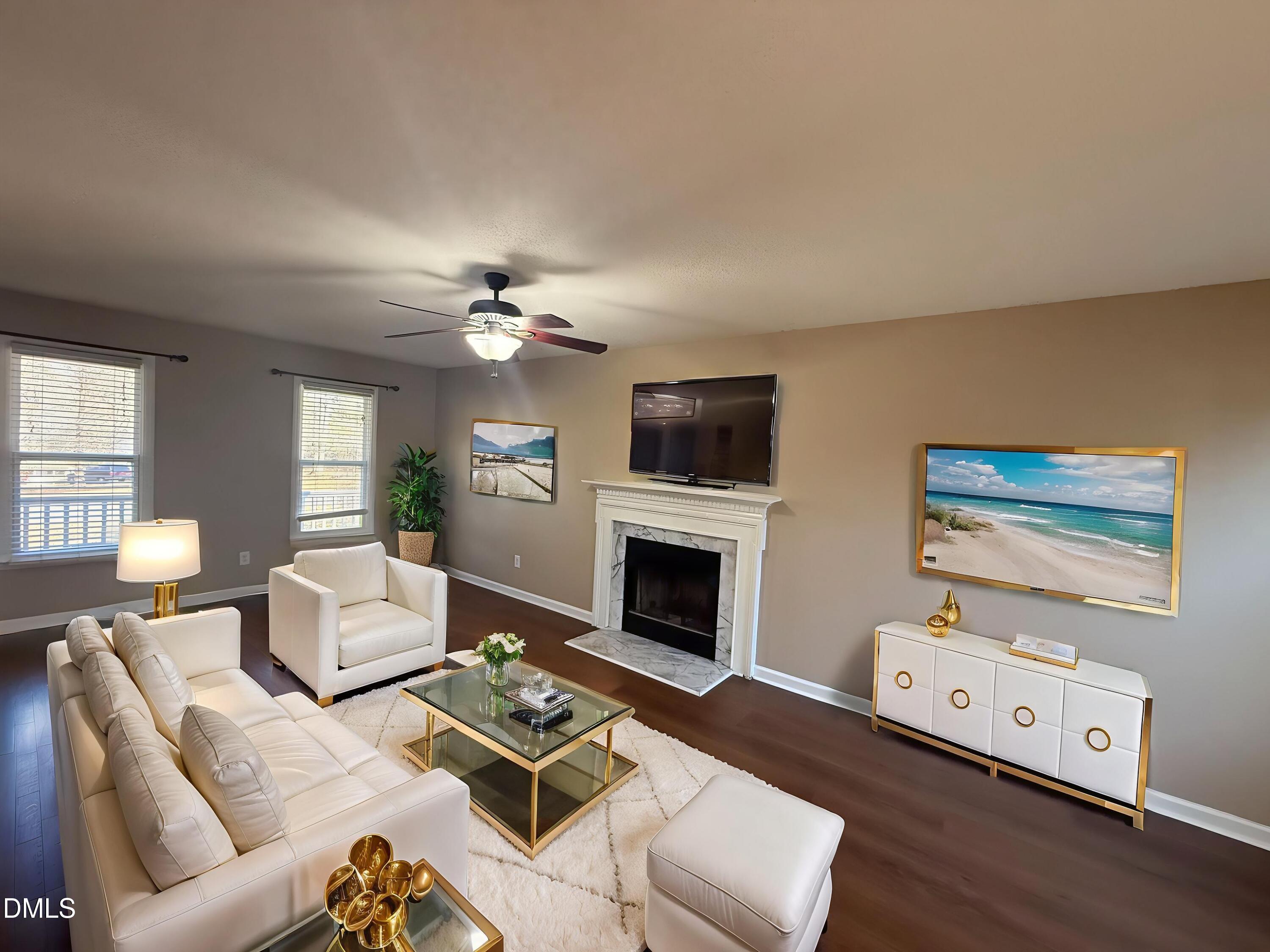2813 Buckboard Lane Raleigh, NC 27603 - Photo 10 of 20 IMG_8979 - Living Room - Luxury - 2
