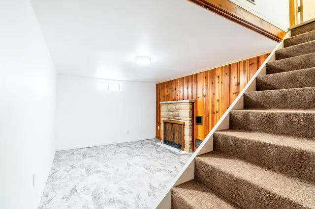 $450,000 | 10630 Marion Center Road, Fort Wayne, IN 46816