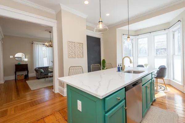 $2,800 | 23 Atlantic Street, Unit 1, Lynn, MA 01902