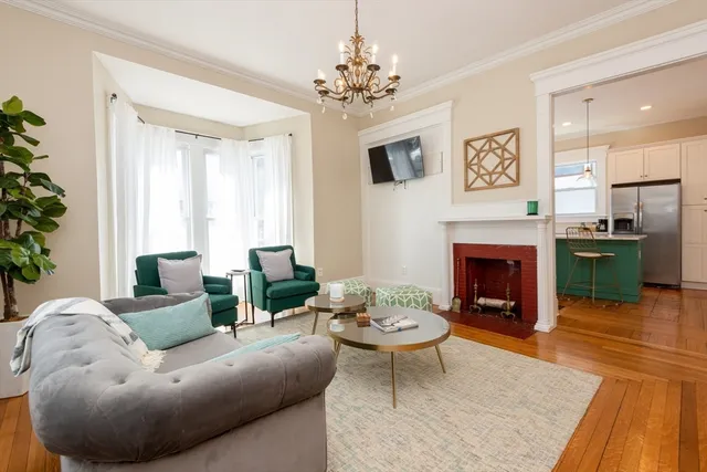 $2,900 | 23 Atlantic Street, Unit 1, Lynn, MA 01902