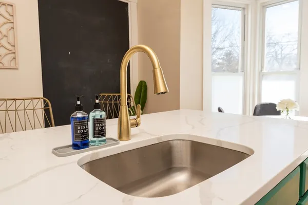 $2,800 | 23 Atlantic Street, Unit 1, Lynn, MA 01902