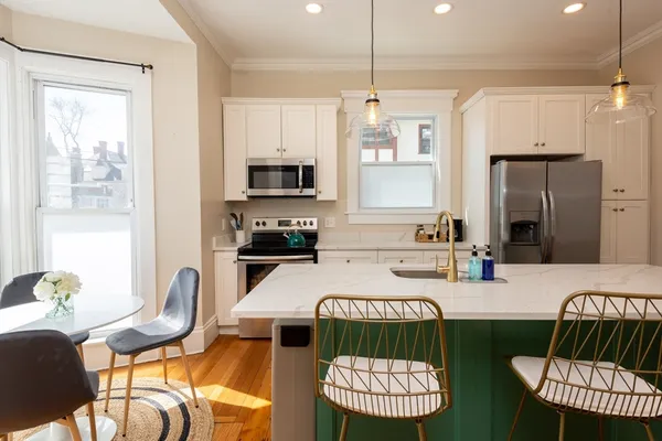 $2,800 | 23 Atlantic Street, Unit 1, Lynn, MA 01902