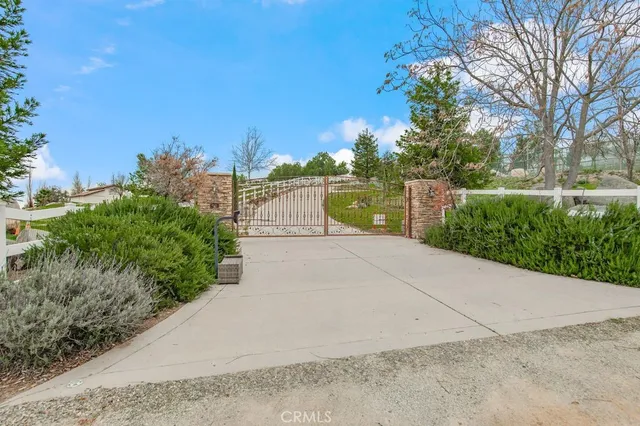 $2,750,000 | 39285 Calle De Companero, Murrieta, CA 92562