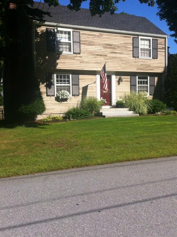11 Ramble Road Cape Elizabeth, ME 04107 - Photo 2 of 10 Photo