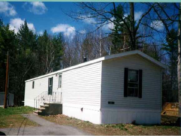 9 Royal Crst Park Rochester, NH 03867 - Photo 1 of 1 Gallery Image 1