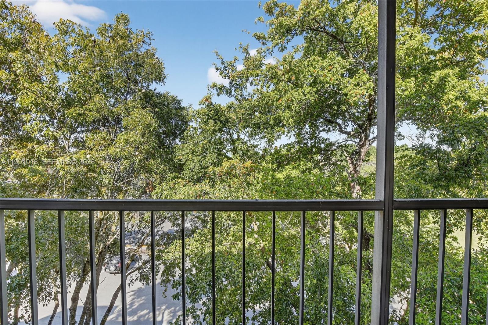 4172 Inverrary Drive, Unit 503 Lauderhill, FL 33319 - Photo 29 of 40