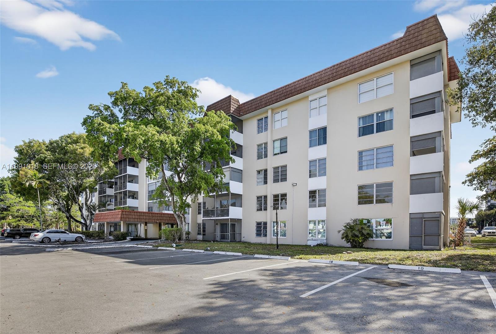 4172 Inverrary Drive, Unit 503 Lauderhill, FL 33319 - Photo 34 of 40