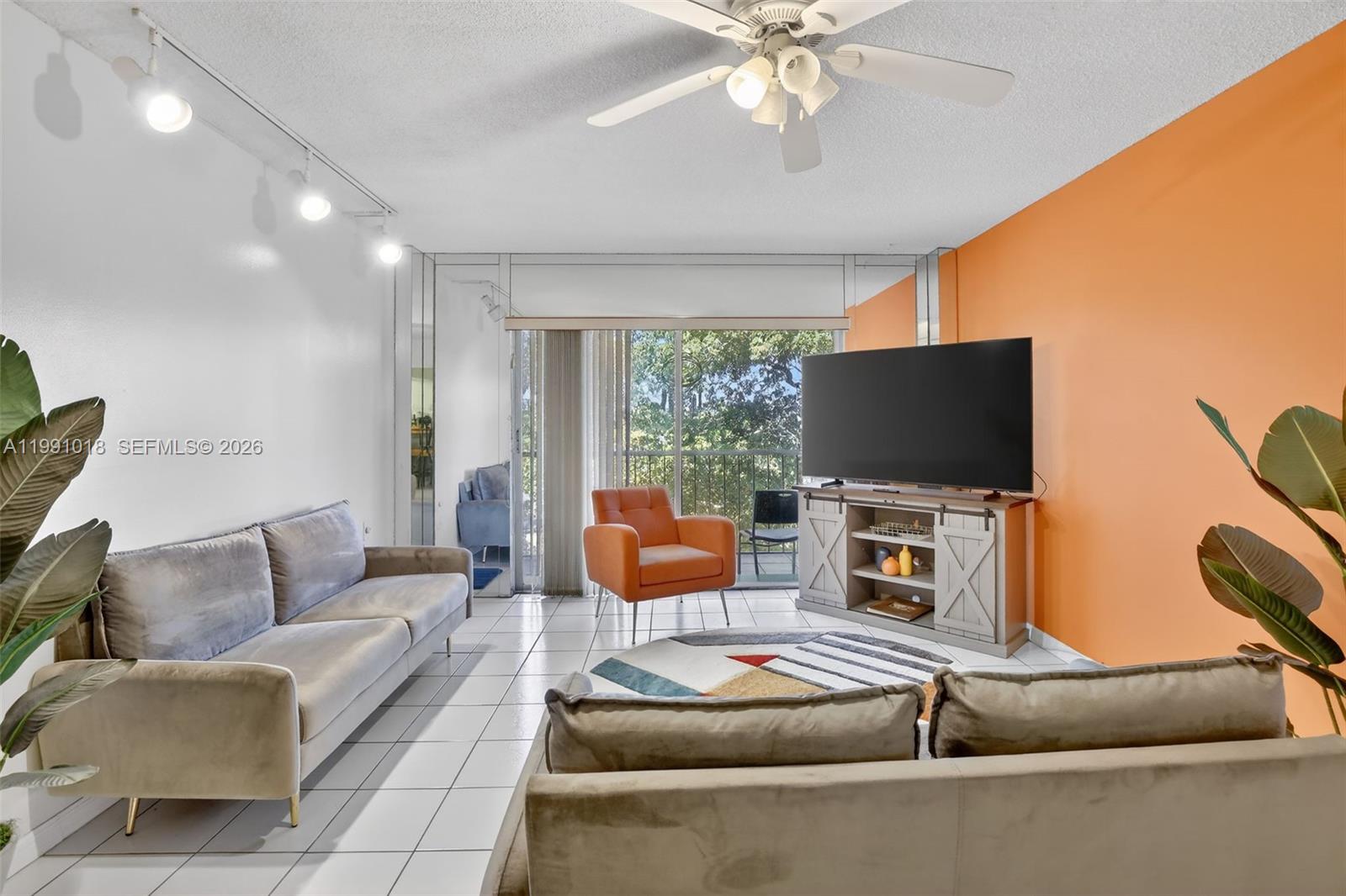 4172 Inverrary Drive, Unit 503 Lauderhill, FL 33319 - Photo 8 of 40