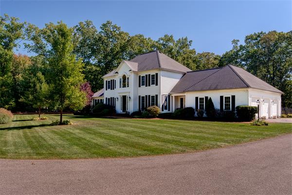 4 Stonebridge Road Auburn, MA 01501 - Photo 1 of 30 Gallery Image 1