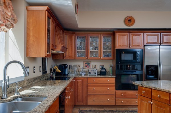 4 Stonebridge Road Auburn, MA 01501 - Photo 12 of 30 Gallery Image 12