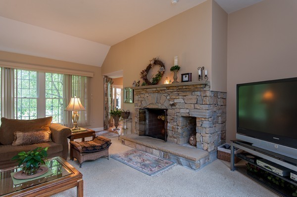 4 Stonebridge Road Auburn, MA 01501 - Photo 21 of 30 Gallery Image 21