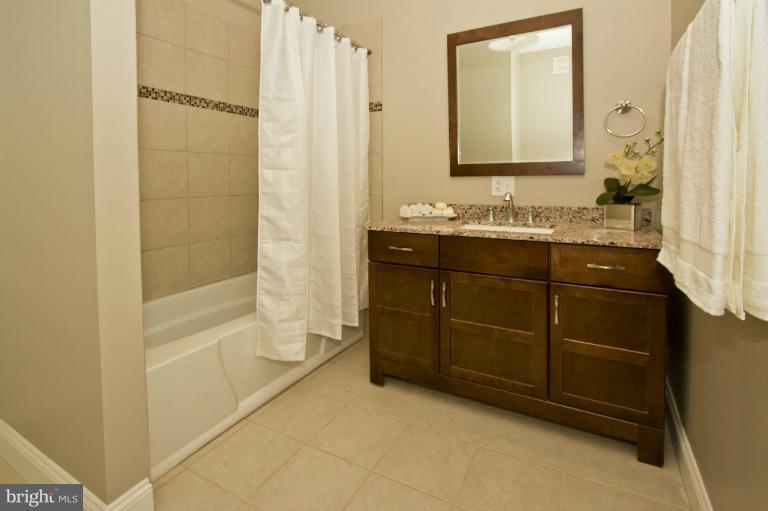 1636 Rosedale Street Northeast Washington, DC 20002 - Photo 13 of 30 Bath