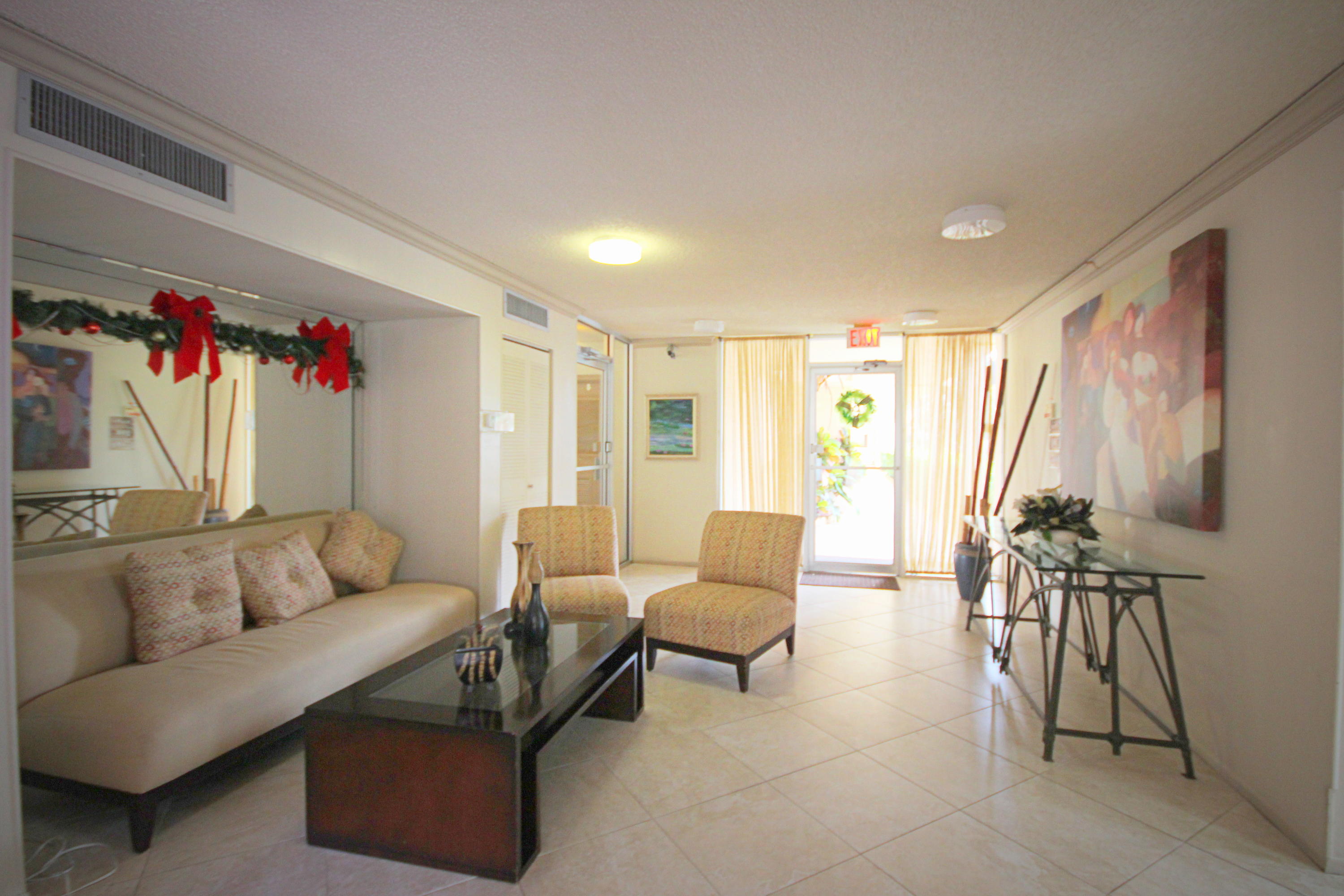 5340 Northwest 2nd Avenue, Unit PH23 Boca Raton, FL 33487 - Photo 21 of 26 5340 NW 2ND AVE 330 044