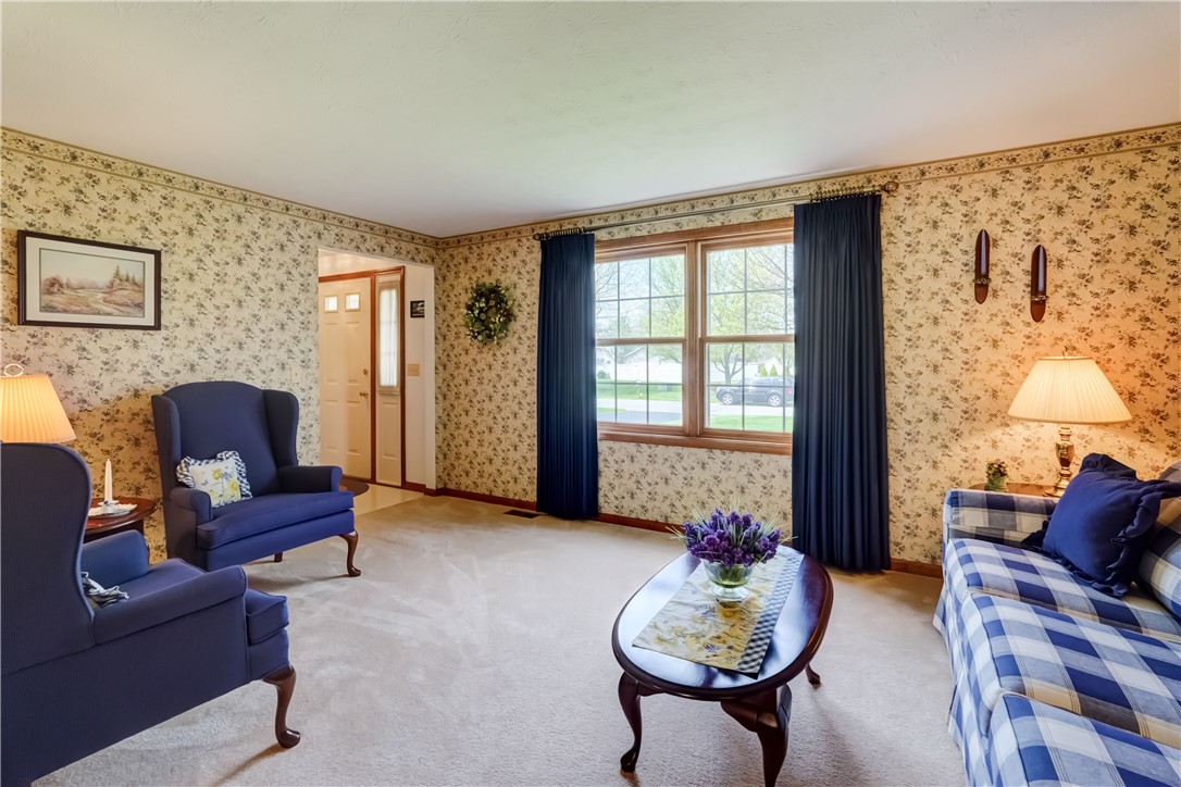 39 Highview Circle Sweden, NY 14420 - Photo 11 of 43 living room looking towards the front