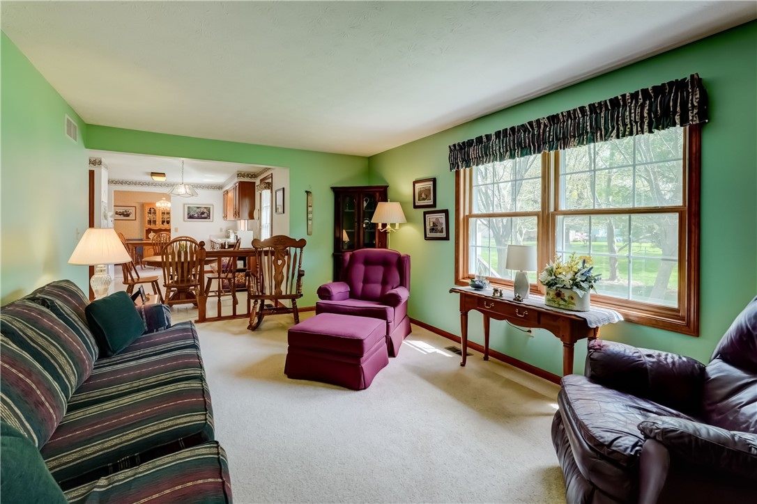 39 Highview Circle Sweden, NY 14420 - Photo 22 of 43 family room