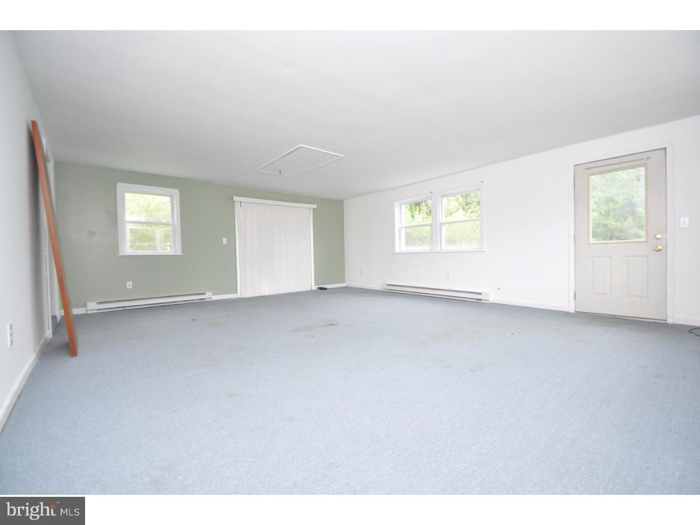 1740 Ziegler Road Pennsburg, PA 18073 - Photo 17 of 25