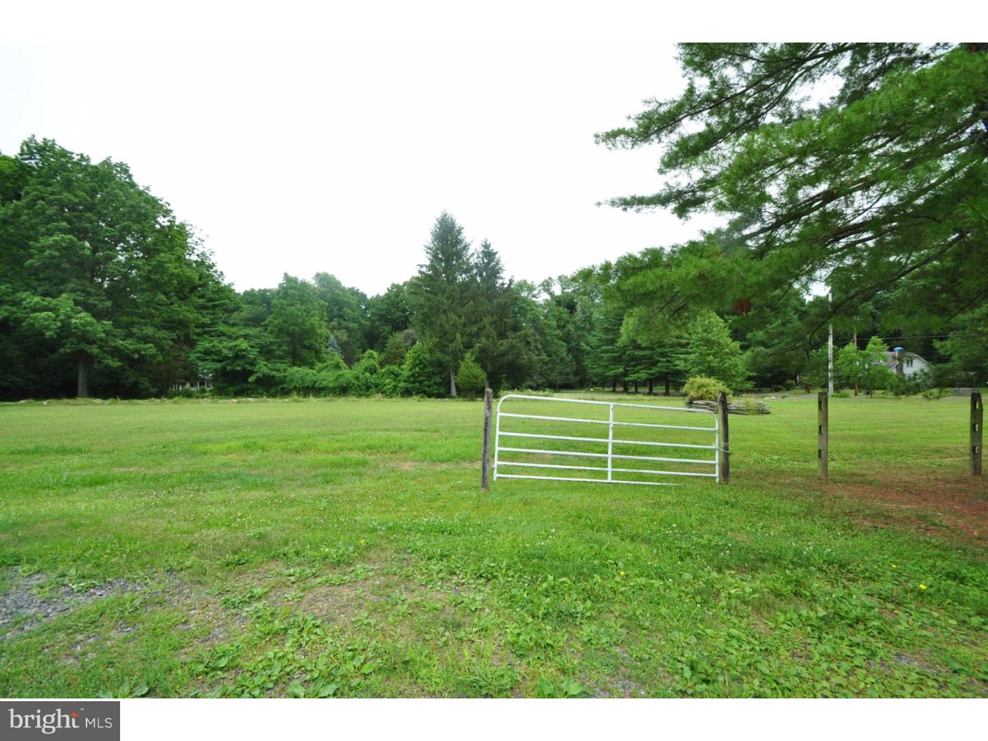 1740 Ziegler Road Pennsburg, PA 18073 - Photo 22 of 25
