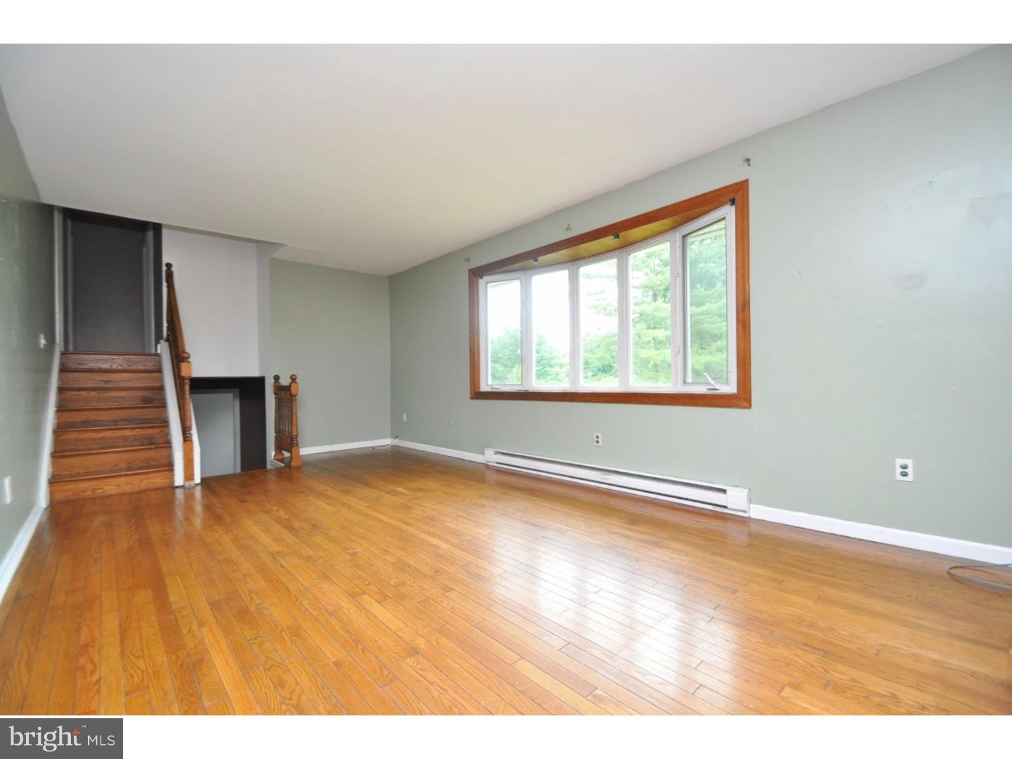 1740 Ziegler Road Pennsburg, PA 18073 - Photo 5 of 25