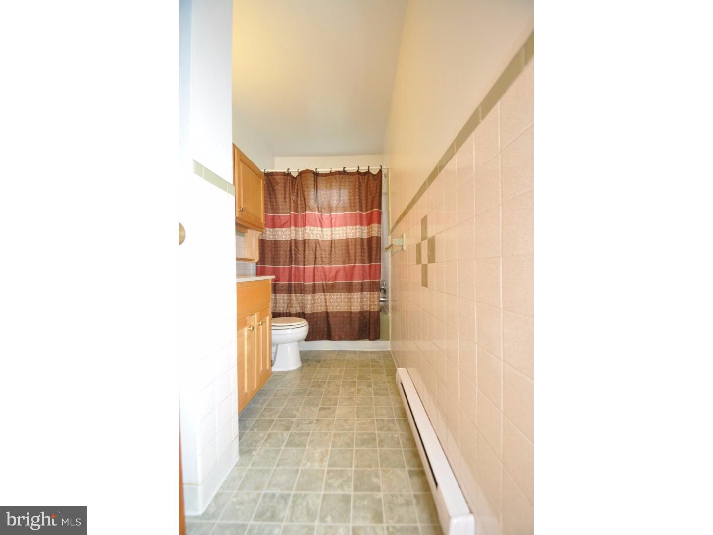 1740 Ziegler Road Pennsburg, PA 18073 - Photo 9 of 25