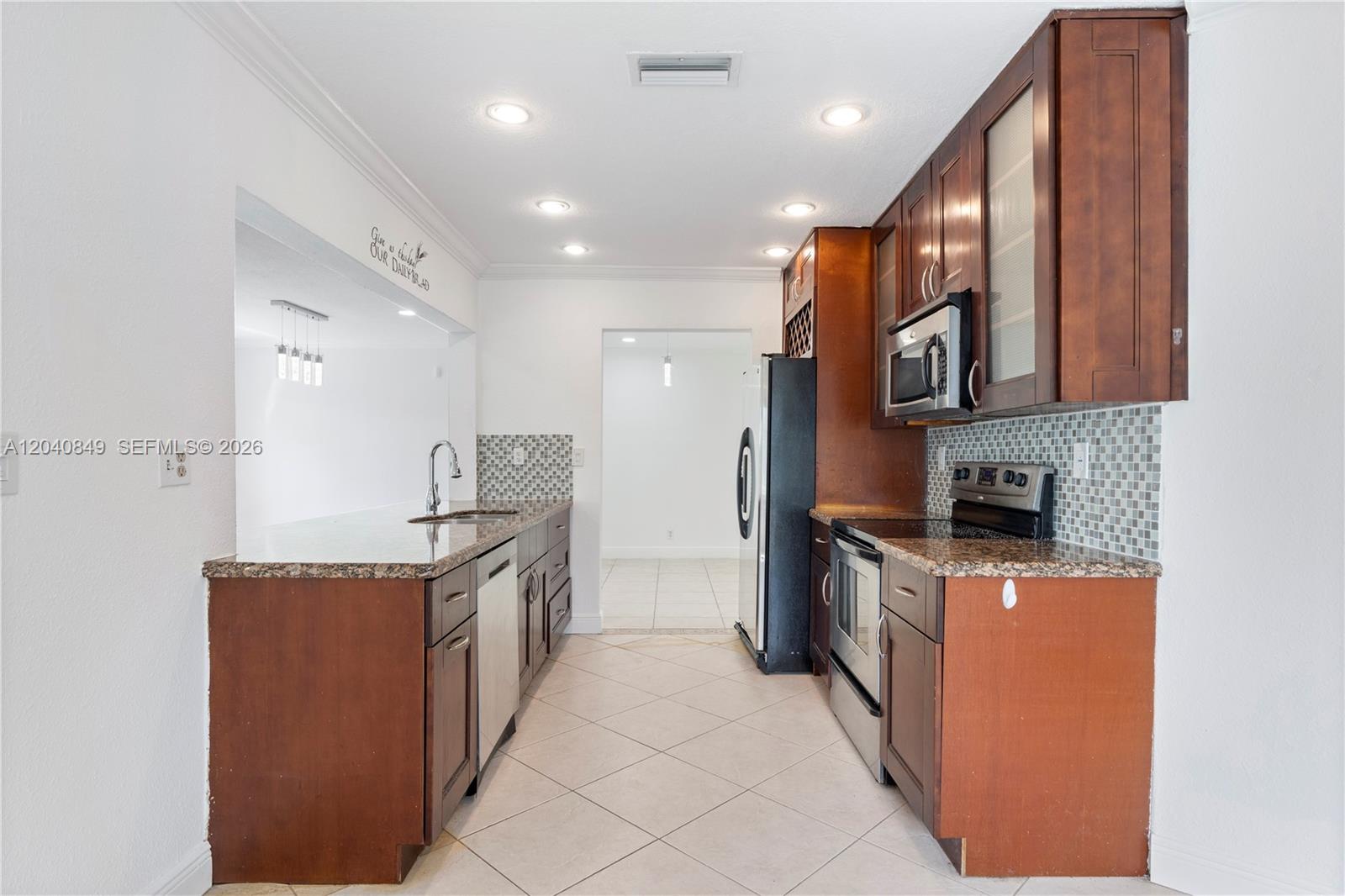 5160 Southwest 8th Street Margate, FL 33068 - Photo 15 of 28