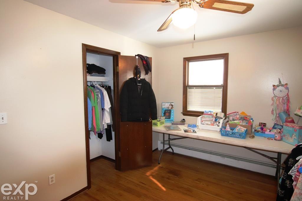 60 Riverside Drive Mount Clemens, MI 48043 - Photo 14 of 24 50199718-2753ccdd-ff43-49b4-9bf7-b29e3d03ec52.JPG