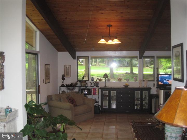 823 Pheasant Run Road West Chester, PA 19382 - Photo 6 of 10 Gallery Image 6
