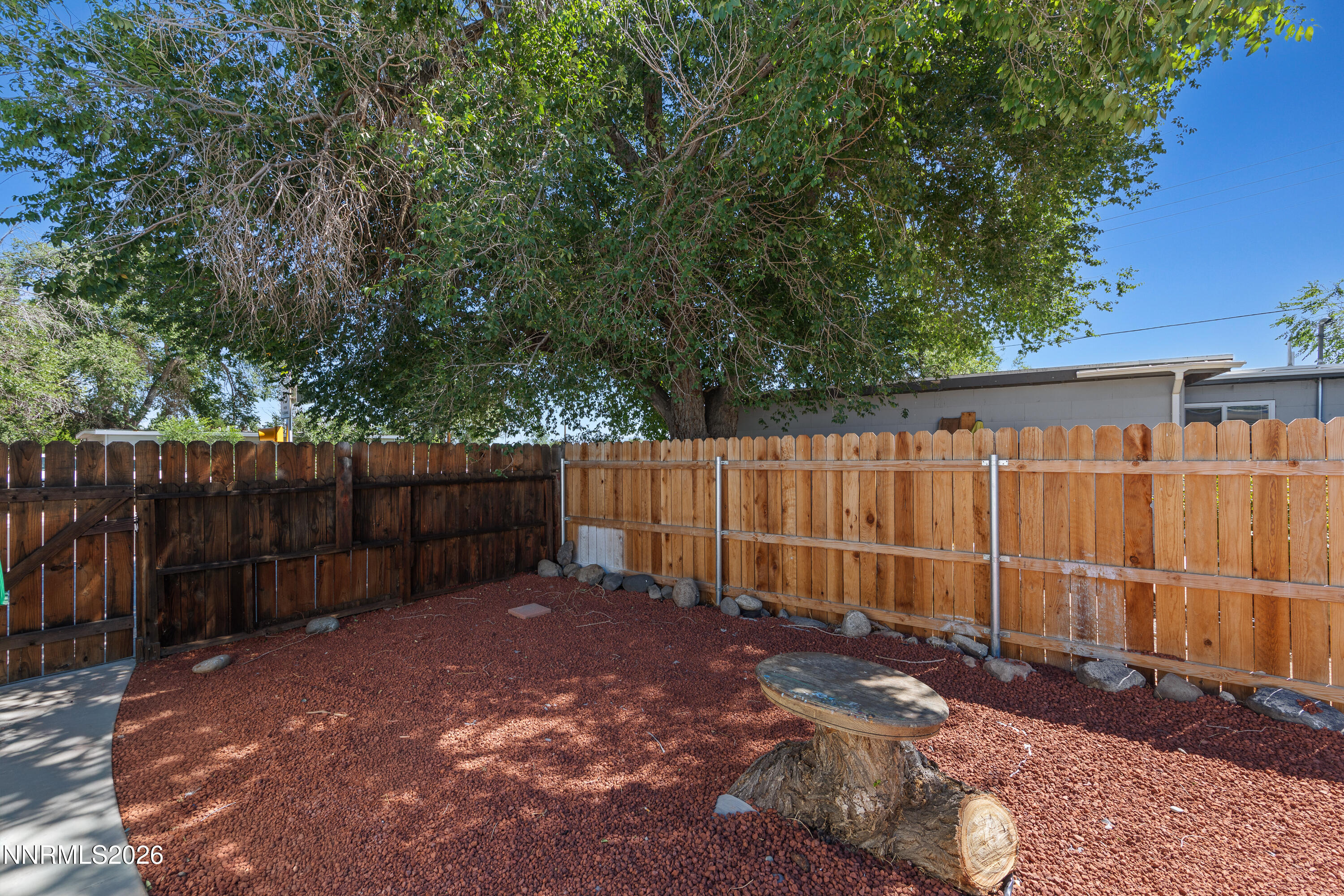 1680 Lehigh Drive Reno, NV 89502 - Photo 19 of 21 backyard