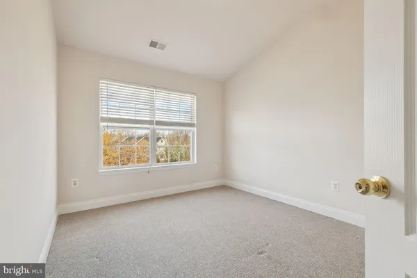 $598,900 | 16451 Kenneweg Court, Woodbridge, VA 22191