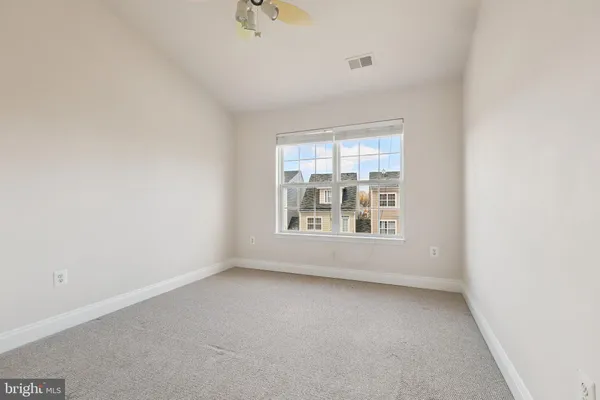 $598,900 | 16451 Kenneweg Court, Woodbridge, VA 22191