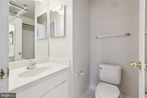 $598,900 | 16451 Kenneweg Court, Woodbridge, VA 22191