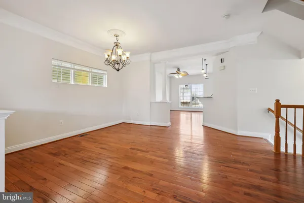 $598,900 | 16451 Kenneweg Court, Woodbridge, VA 22191