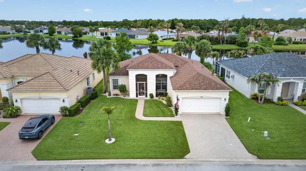 $465,000 | 512 Southwest Lake Manatee Way, Port St. Lucie, FL 34986