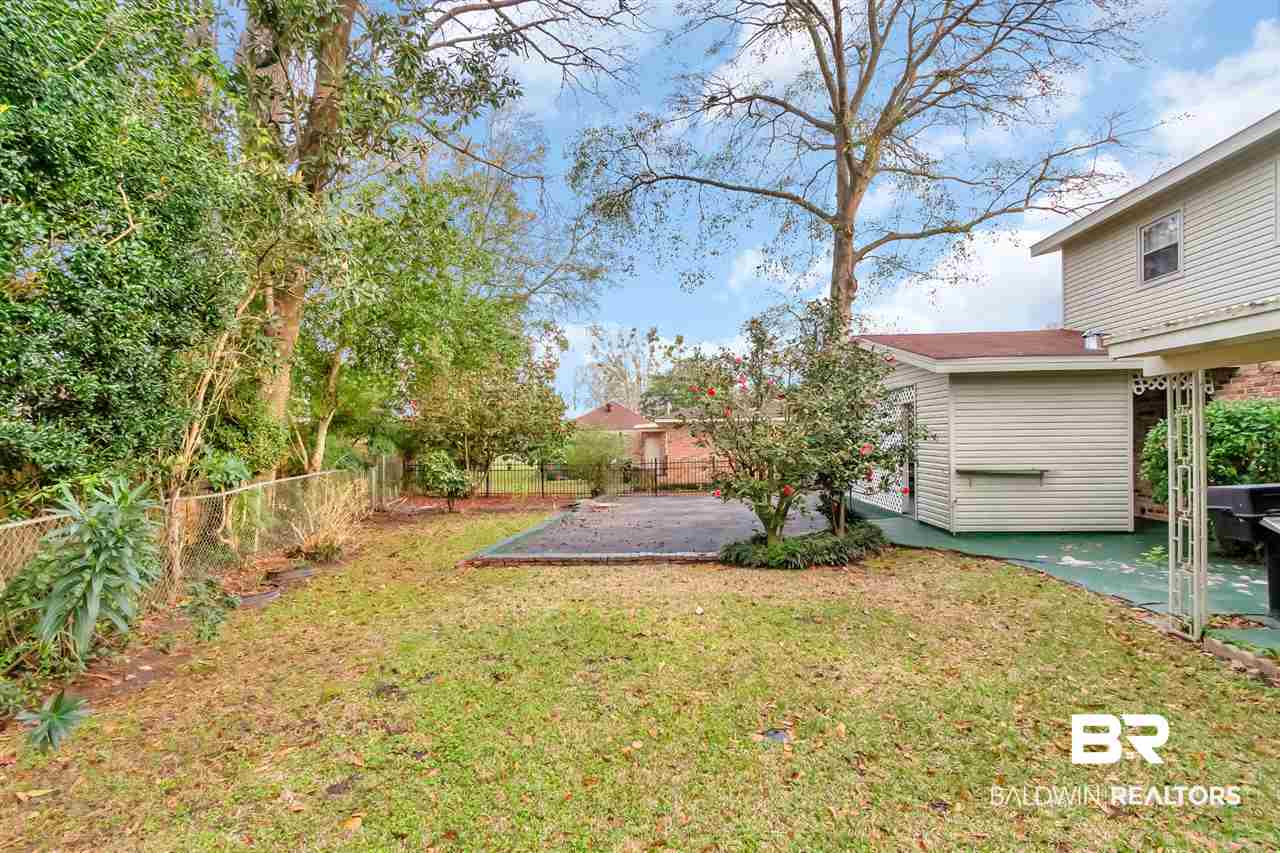402 Coventry Way Mobile, AL 36606 - Photo 9 of 39