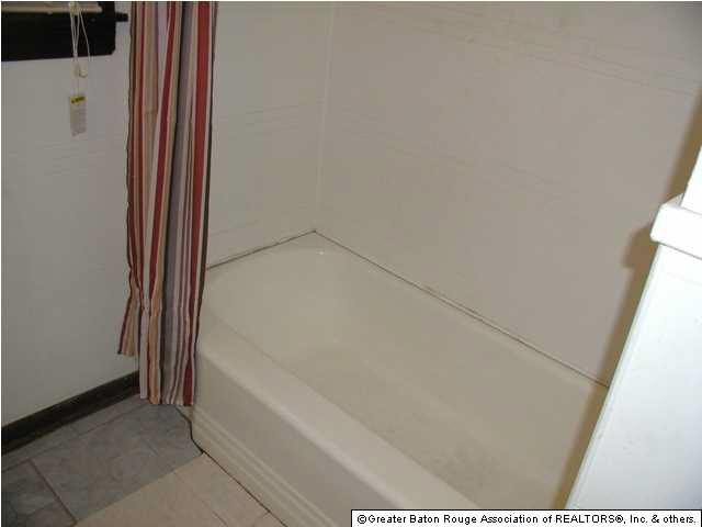 1930 Rhodes Avenue Baton Rouge, LA 70802 - Photo 7 of 8 Gallery Image 7