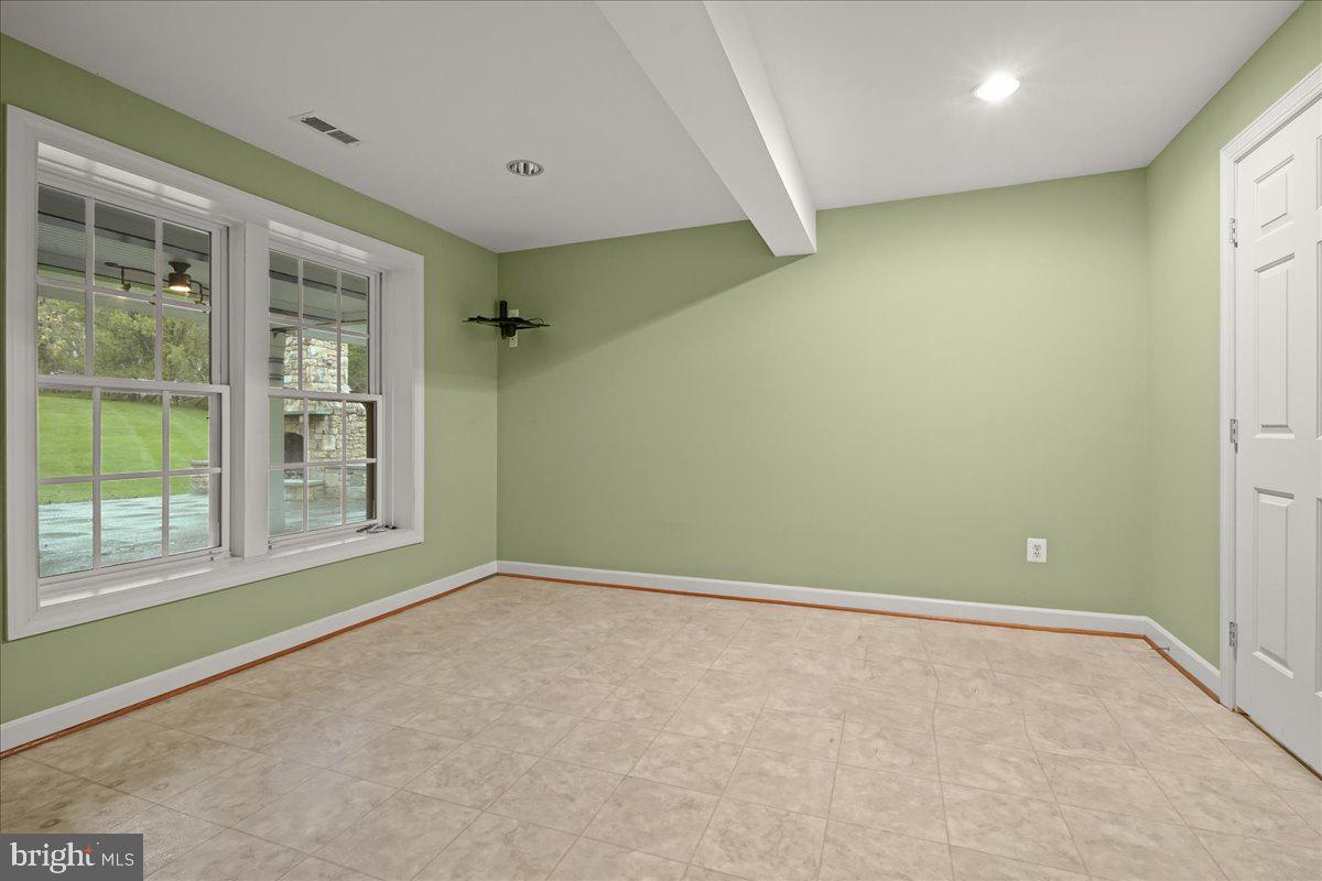 2406 Sapling Ridge Lane Brookeville, MD 20833 - Photo 71 of 108 Gallery Image 71