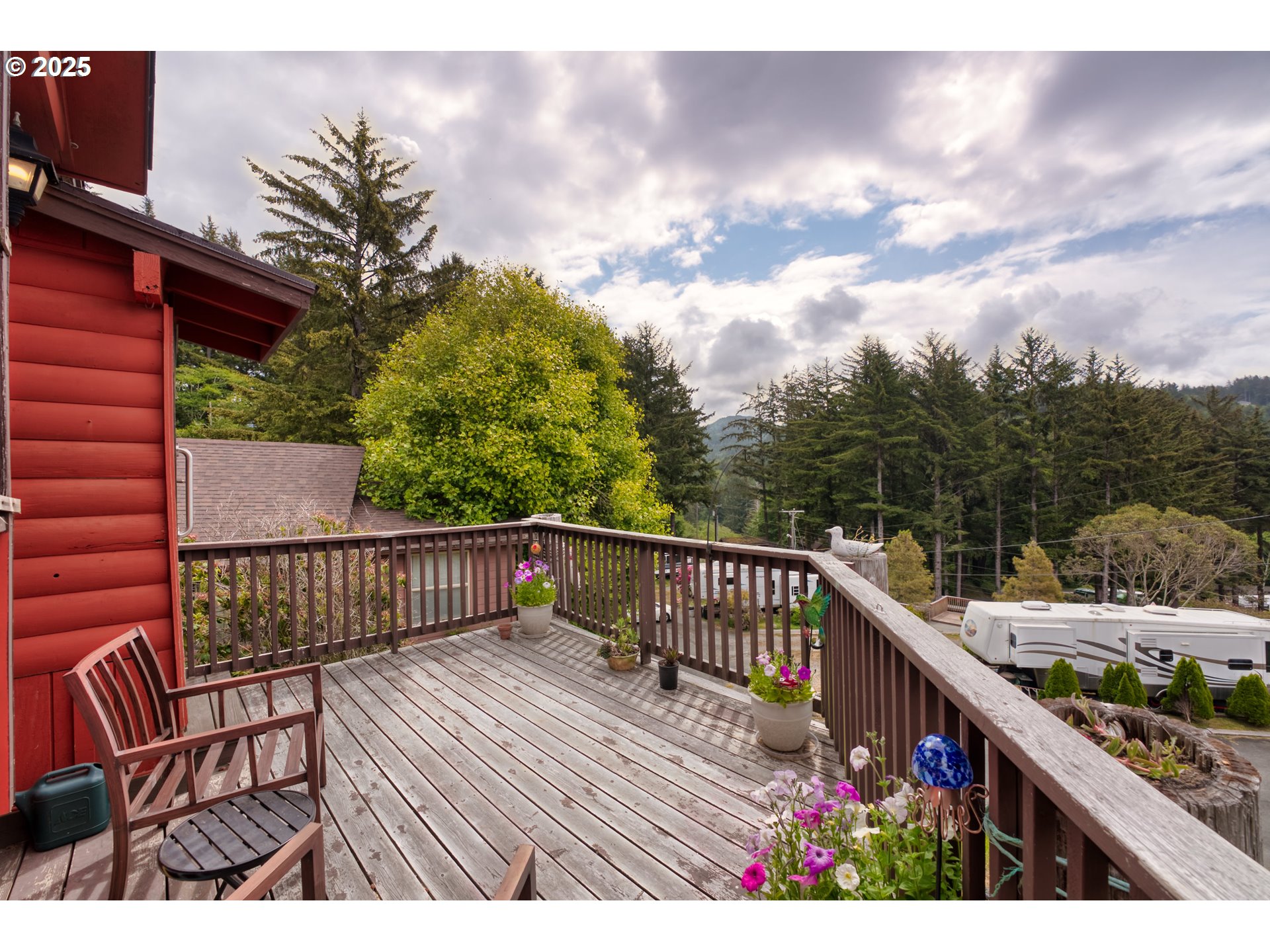 19921 Whaleshead Road, Unit M2 Brookings, OR 97415 - Photo 26 of 29 a view of balcony with furniture