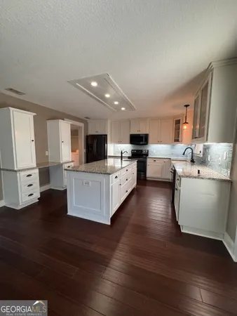 $2,700 | 219 Pine Bluff Drive, Kingsland, GA 31548