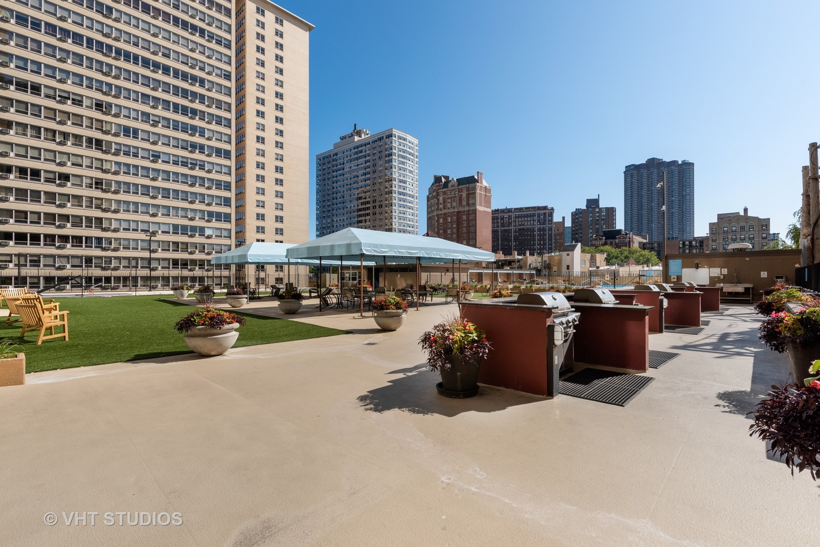 655 West Irving Park Road, Unit 3314 Chicago, IL 60613 - Photo 15 of 15