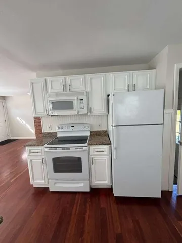 $429,500 | 26 Spurwink Avenue, South Portland, ME 04106