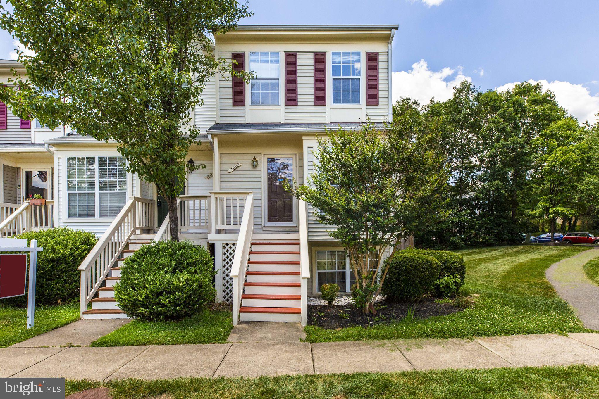 14232 Autumn Circle Centreville, VA 20121 - Photo 1 of 35