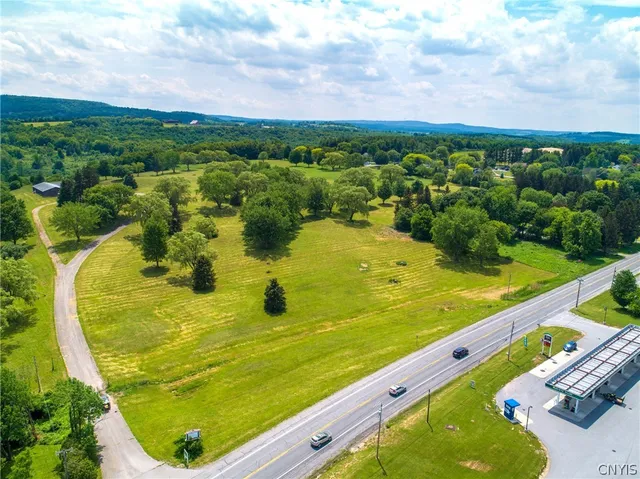 $1,111,000 | 409 Genesee Street, Oneida, NY 13421