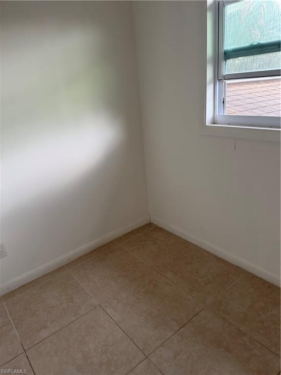2496 42nd Street Southwest Naples, FL 34116 - Photo 5 of 18