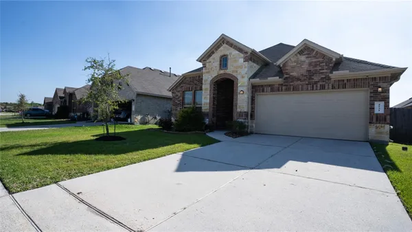 $2,250 | 4931 Creekside Hvn Trail, Spring, TX 77389