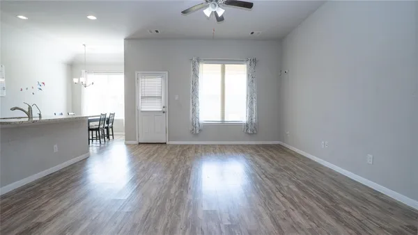 $2,250 | 4931 Creekside Hvn Trail, Spring, TX 77389