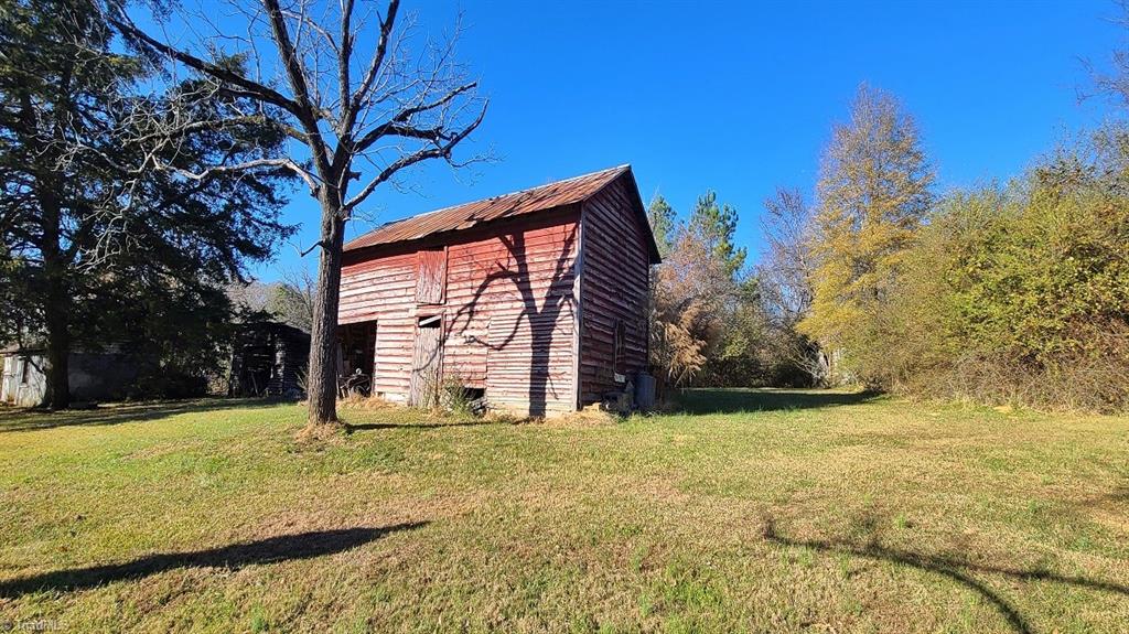 6315 Chilton Road Ramseur, NC 27316 - Photo 3 of 37