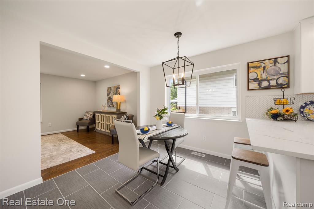 16359 Rutherland Street East Southfield, MI 48076 - Photo 15 of 44 Gallery Image 15