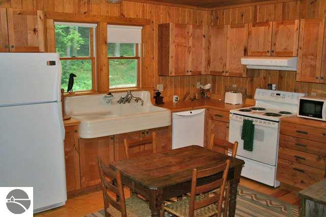 8461 South Bohemian Road Maple City, MI 49664 - Photo 4 of 5 1733660-3.JPG