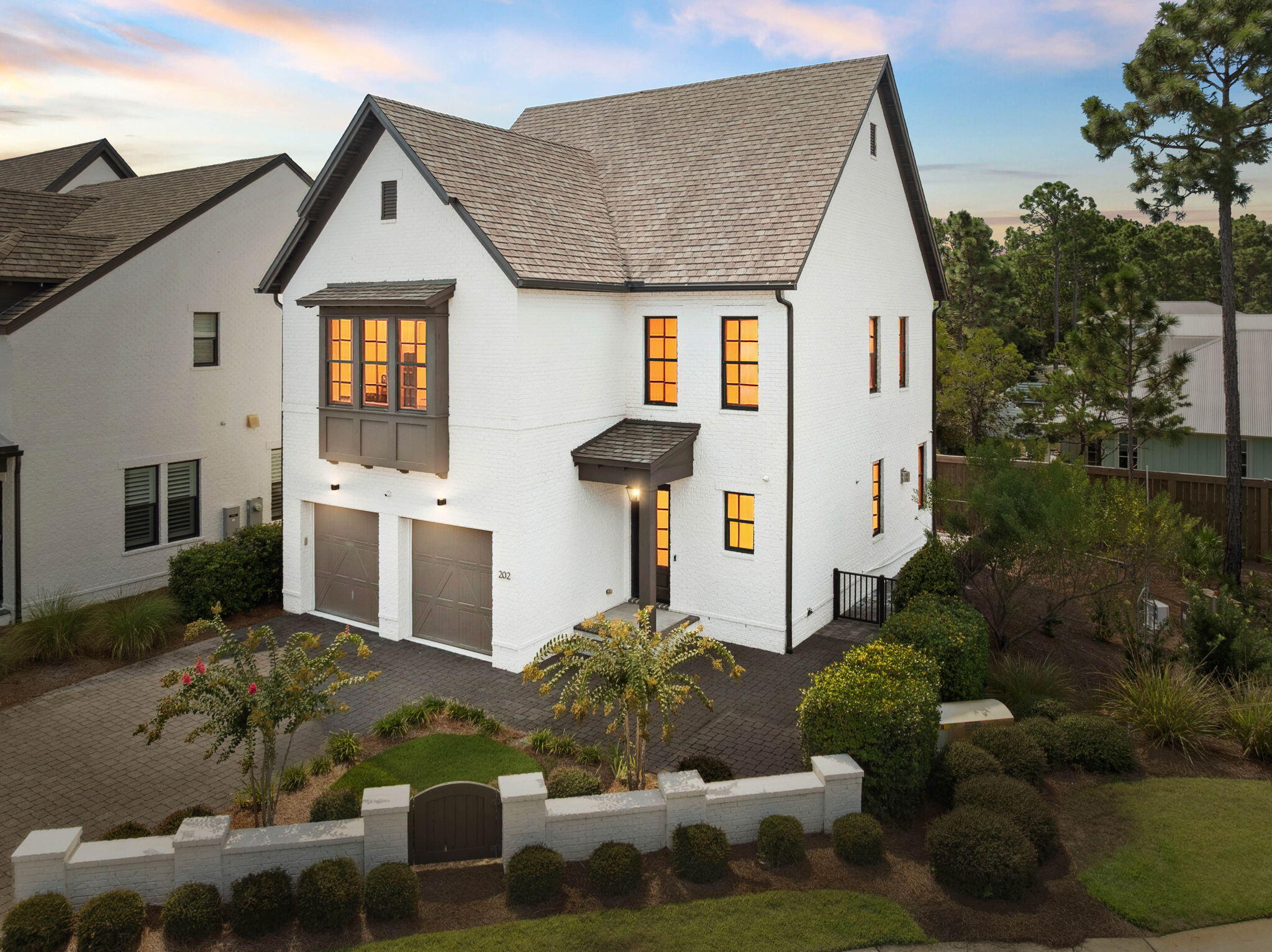 Array_202RidgewalkCir-1