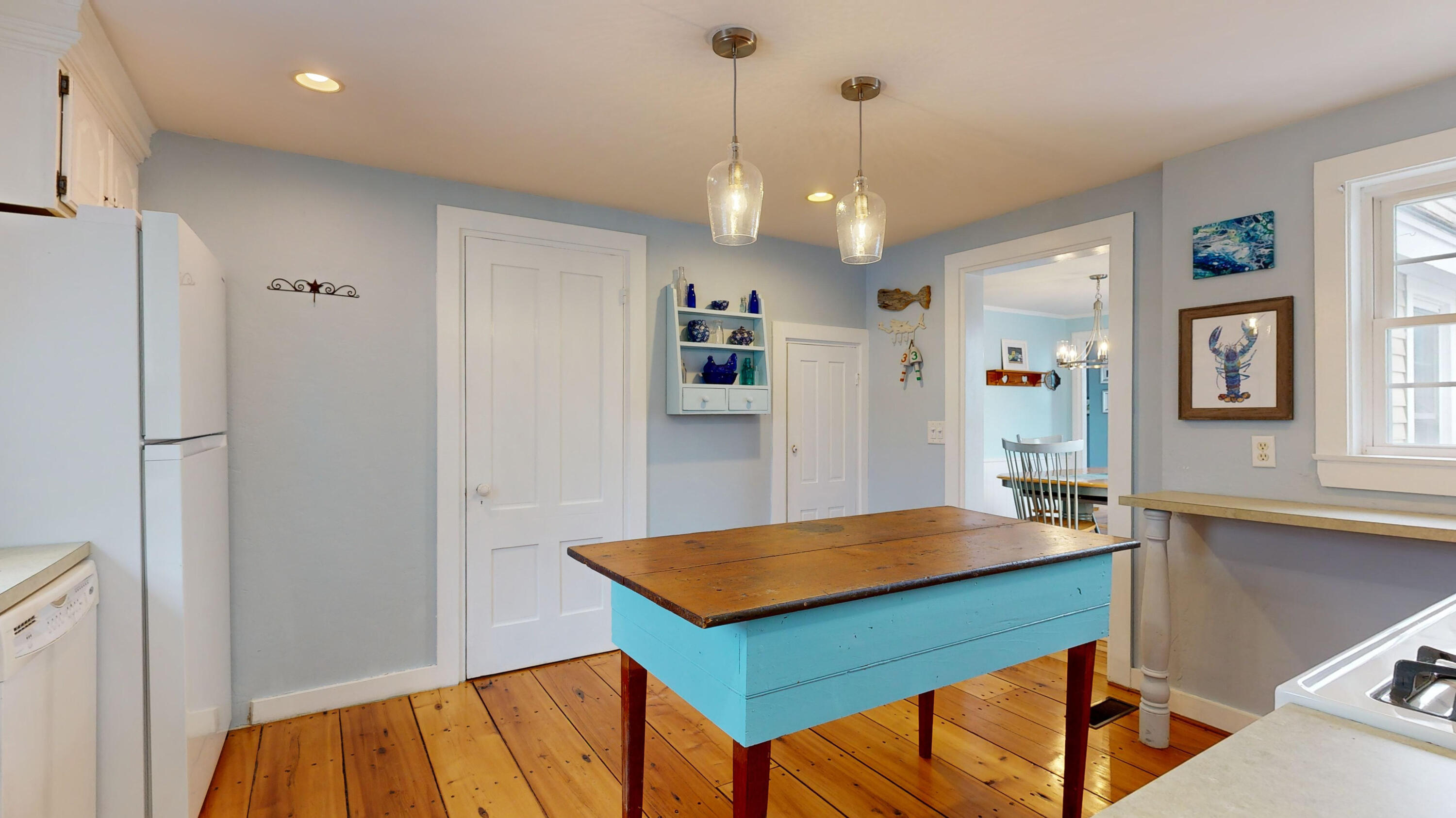 33 Roxbury Street Thomaston, ME 04861 - Photo 11 of 79 33-Roxbury-Street-02112024_130436