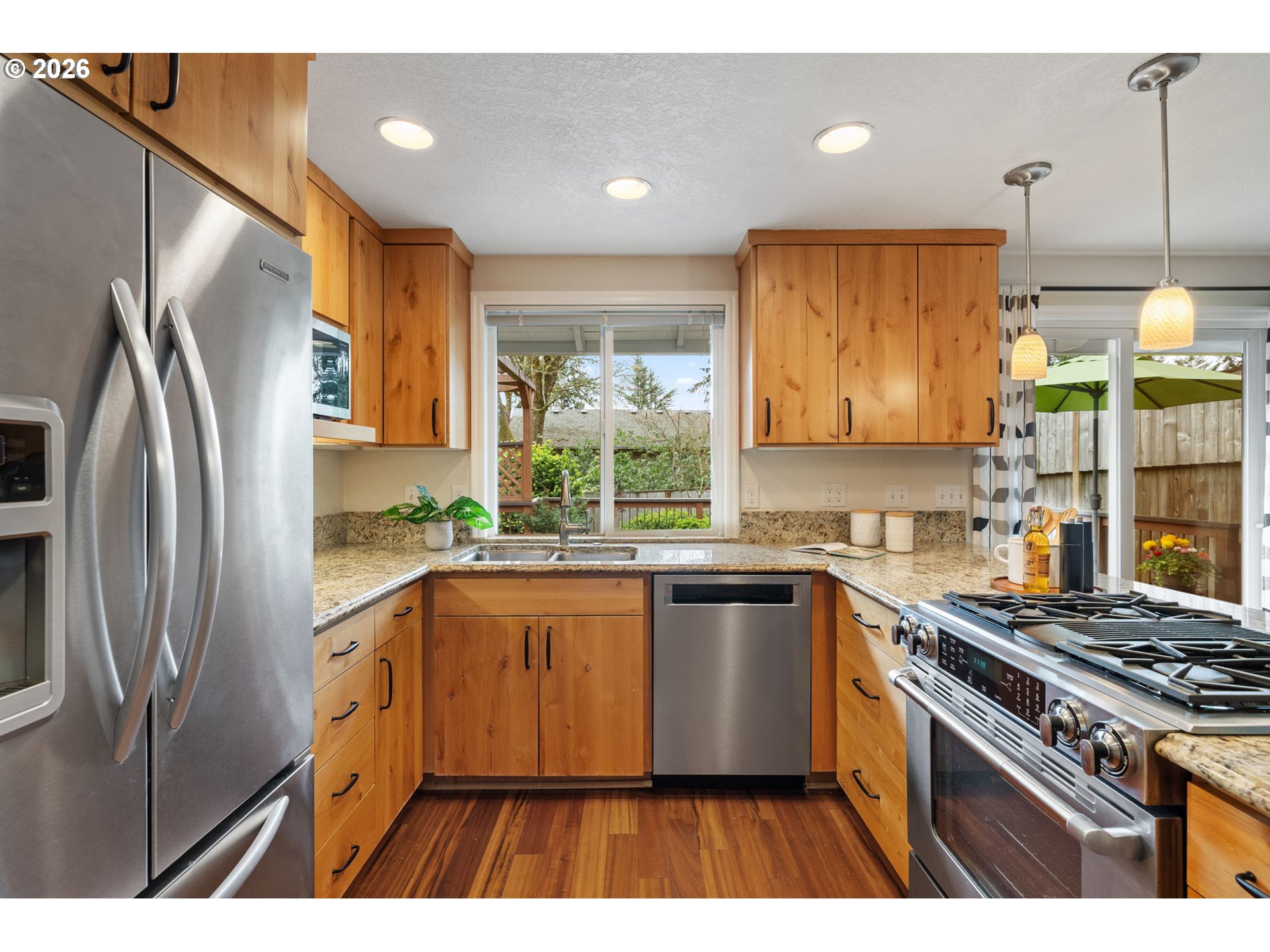 13850 Southwest Stirrup Street Beaverton, OR 97008 - Photo 14 of 48